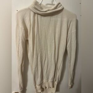 Wilfred Aritzia Light Knit Turtle Neck Sweater in Cream, Size Women’s XS